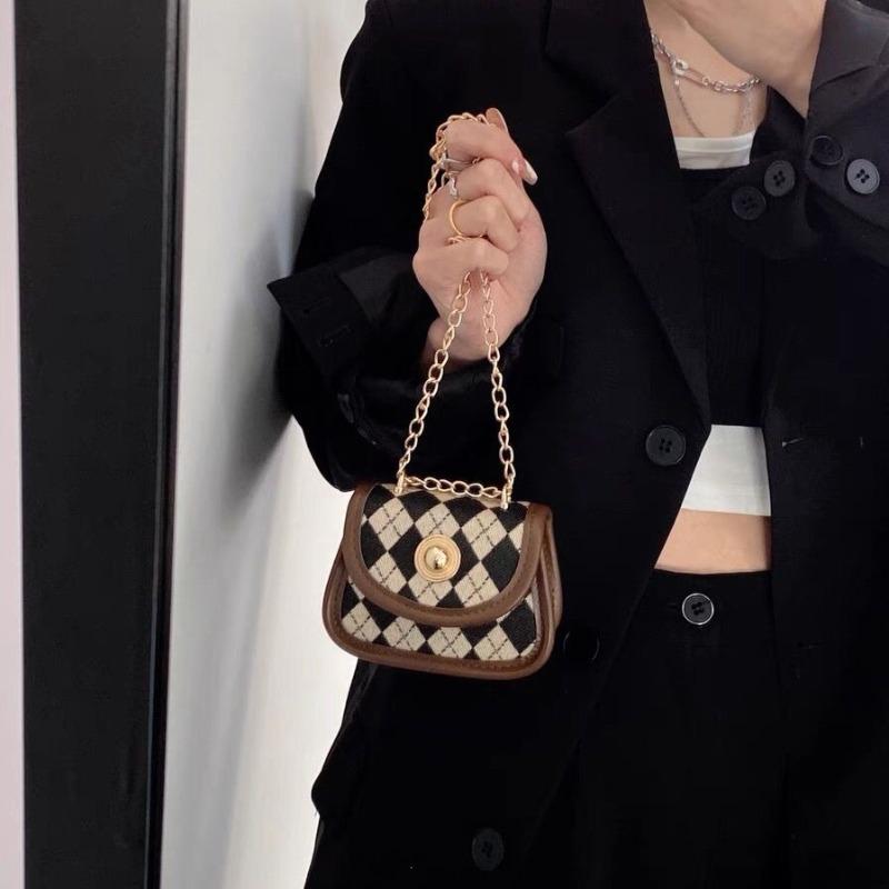 

Tangzhu niche design chain bag mini small bag women s messenger bag new fashion saddle bag A
