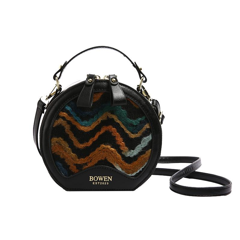 

Популярная в этом году женская сумка 2025 новая сумка-хобо маленькая круглая сумка корейская версия модная персонализированная портативная сумка через плечо женская сумка чёрный