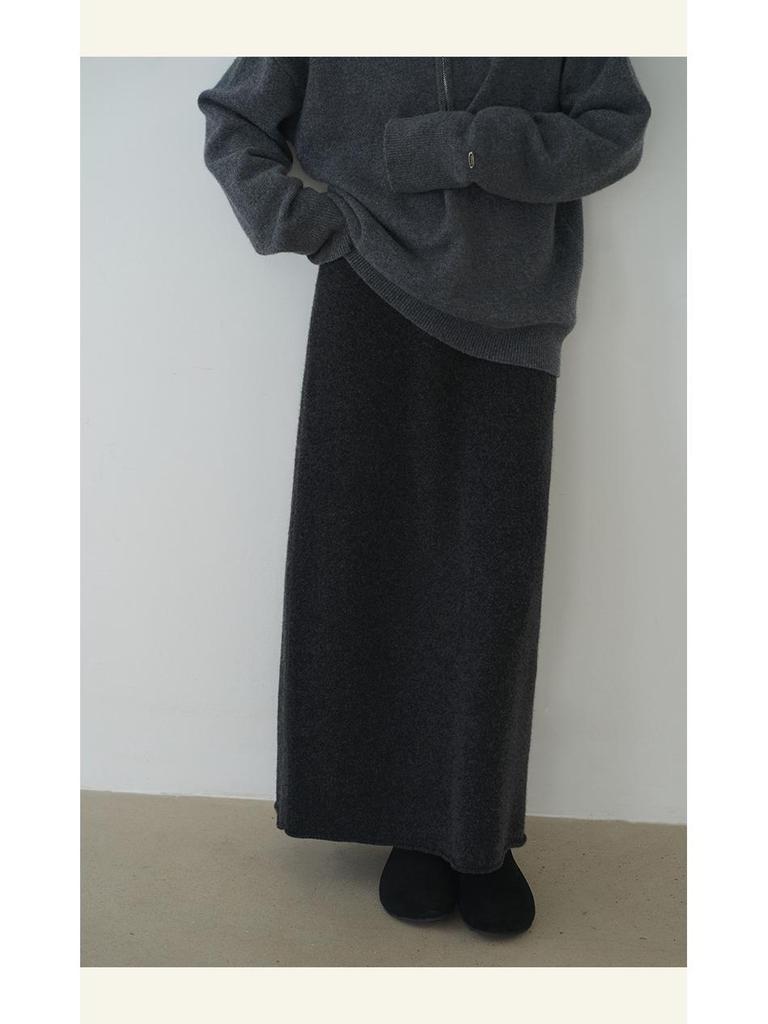 HAVERICE Restaurant Nishino Stroll Classic Casual Slimming Three-Piece Set: Sweater, Short Skirt, and Half Skirt.