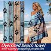 Retro wooden board dog paw pattern polyester microfiber beach towel is highly absorbent, suitable for swimming and beach outings