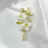 Small Fresh and Literary Jasmine Brooch Fashionable Personality Anti-light Brooch New Chinese Retro Suit Clothing Accessories
