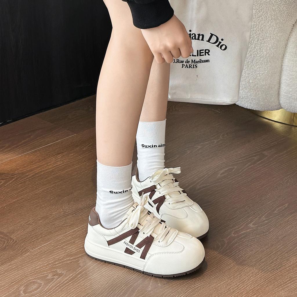 Leather thick-soled heightening women's autumn new light and not tired feet round head versatile sports and leisure shoes