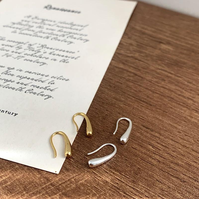Water Drop Shape Earrings for Women Simple Temperament Ins Retro Jewelry Party Birthday Gifts.Exquisite water drop stud earrings