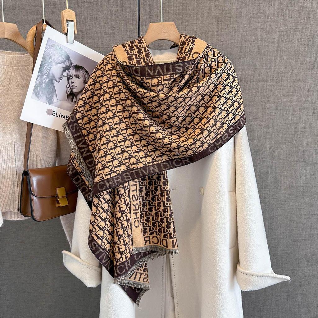 2025 Winter Luxury Women's D-Print Cashmere-Feel Snood: Thick & Warm