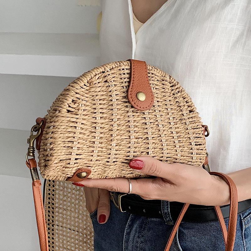 Summer New Casual Personality Niche Design Semi-circular Straw Woven Bag Women's Versatile Fashionable Holiday Messenger Bag