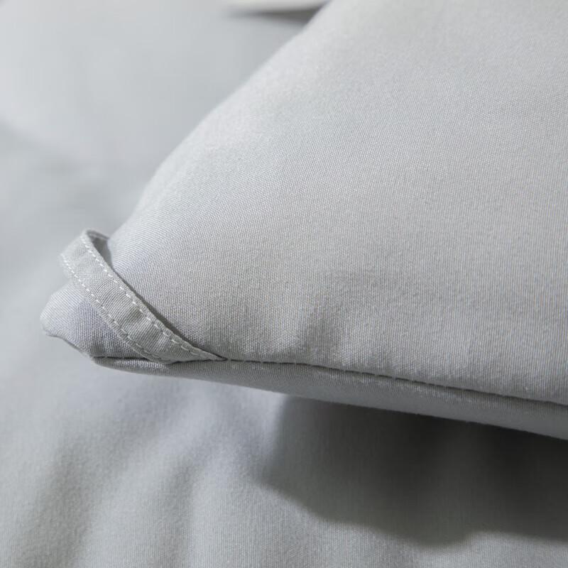 Muji Double Graphene Antibacterial Quilt