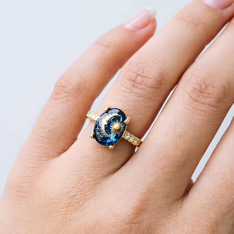 Anello Retrò Stile Europeo e Americano con Zirconi Sole e Luna Anello Versatile Personalità Creativa Gioielli
