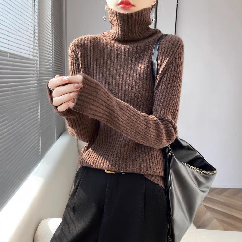 

Women s Ribbed High Neck Velvet Sweater - Loose Fit, Fashionable for Autumn/Winter M
