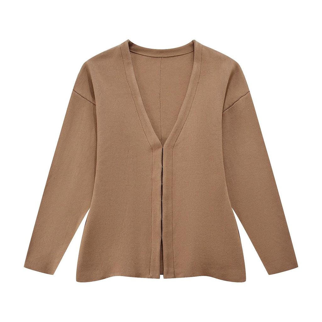 Summer 2024 Women's European & American Style Loose Sleeve Knitted Cardigan & Mini Skirt Set.