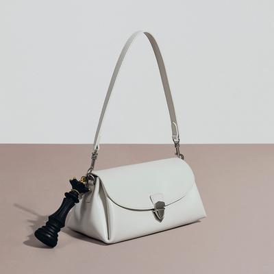 Artistic Baguette Bag, Niche Design, Fashionable Commuting Single-shoulder Crossbody Bag, High-end Leather Women's Bag