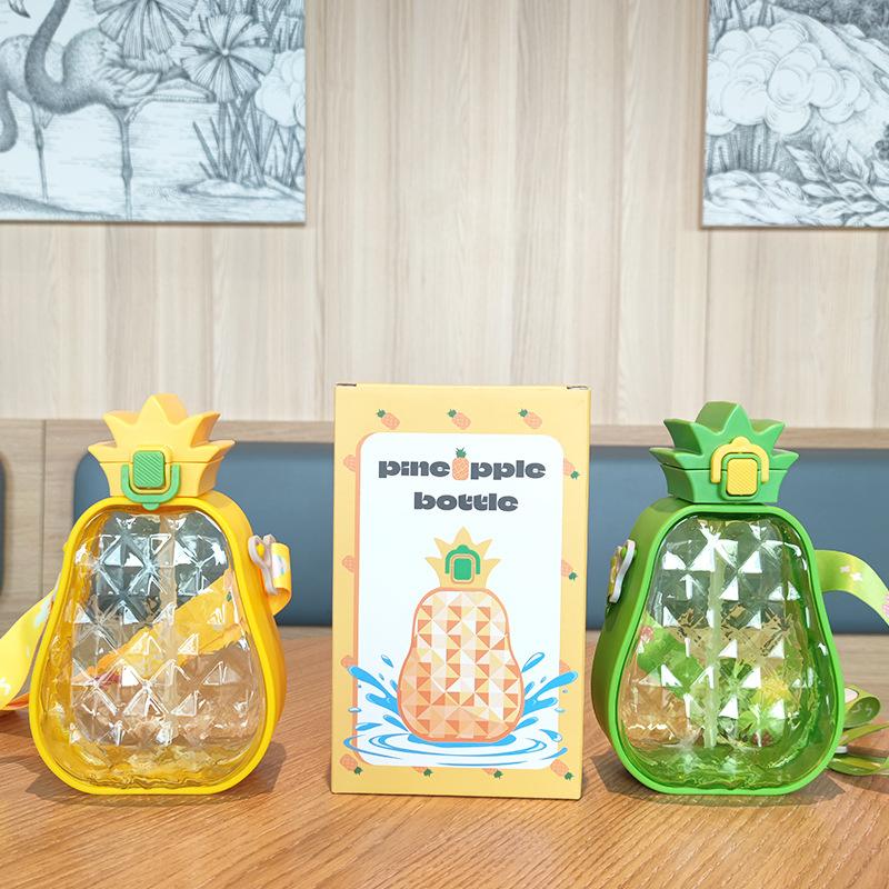 Creative Cute Pineapple Straw Plastic Water Bottle Portable Strap Children's Outdoor Sports Water Bottle