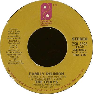 7inch Record O'JAYS - Family Reunion ZS83596 Philadelphia In 1975 US Soul/Funk Used