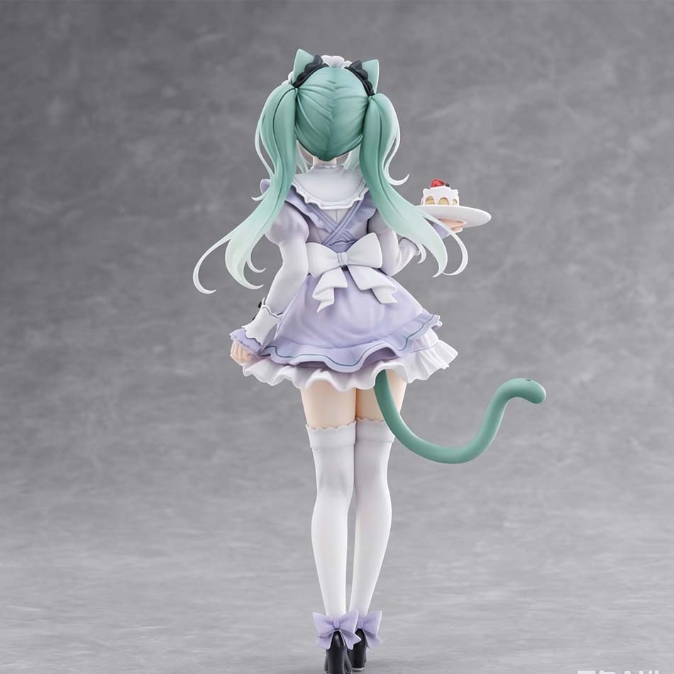 Anime New Hatsune Miku Figure Mini Character Ornaments Kawai Pink Green Home Desk Decoration Adult Toy Kid Birthday Gift