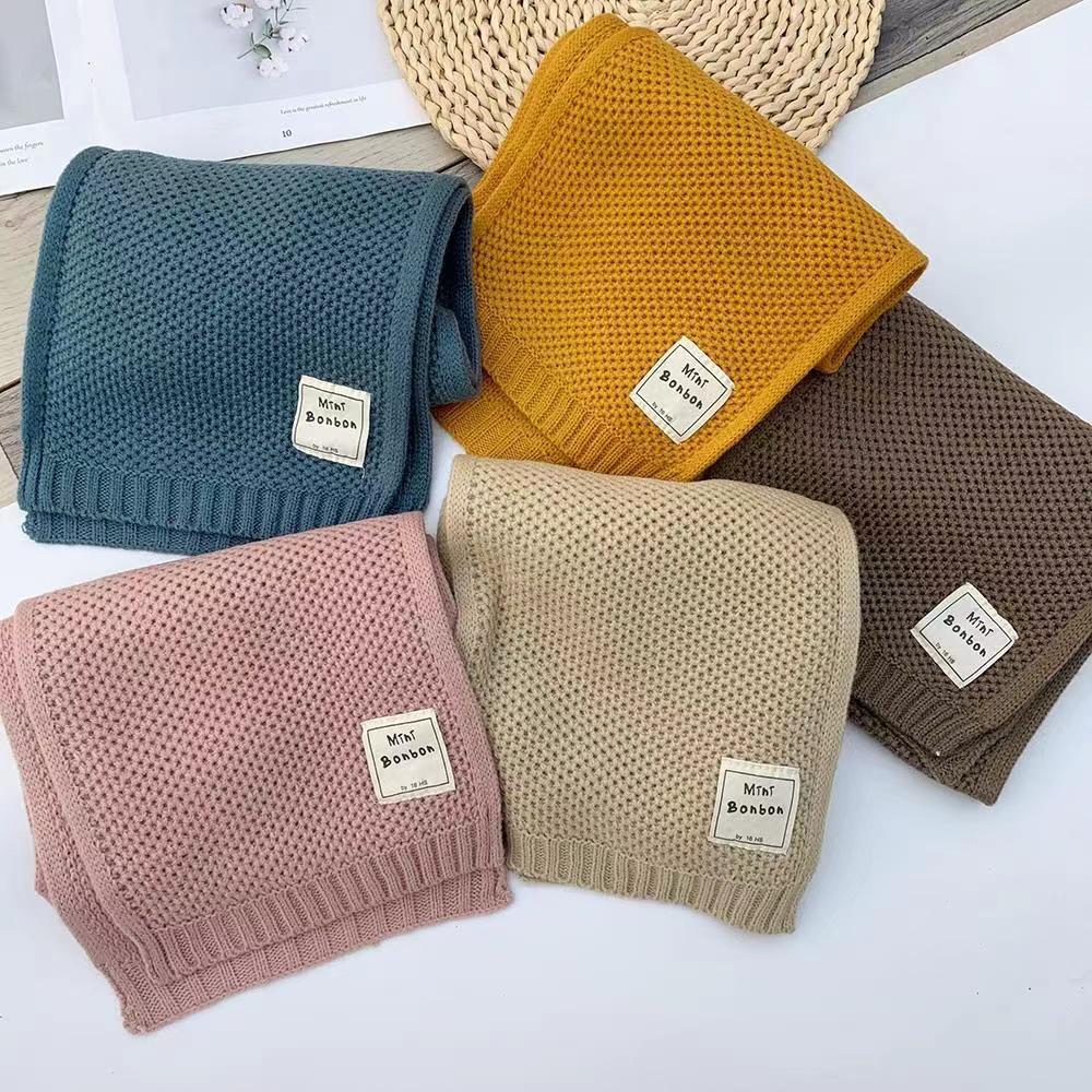 Children's Winter Scarf: Trendy Korean-Style Knitted Wool Snood for Boys and Girls, Warm Neck Warmer for Toddlers In Autumn and Winter.