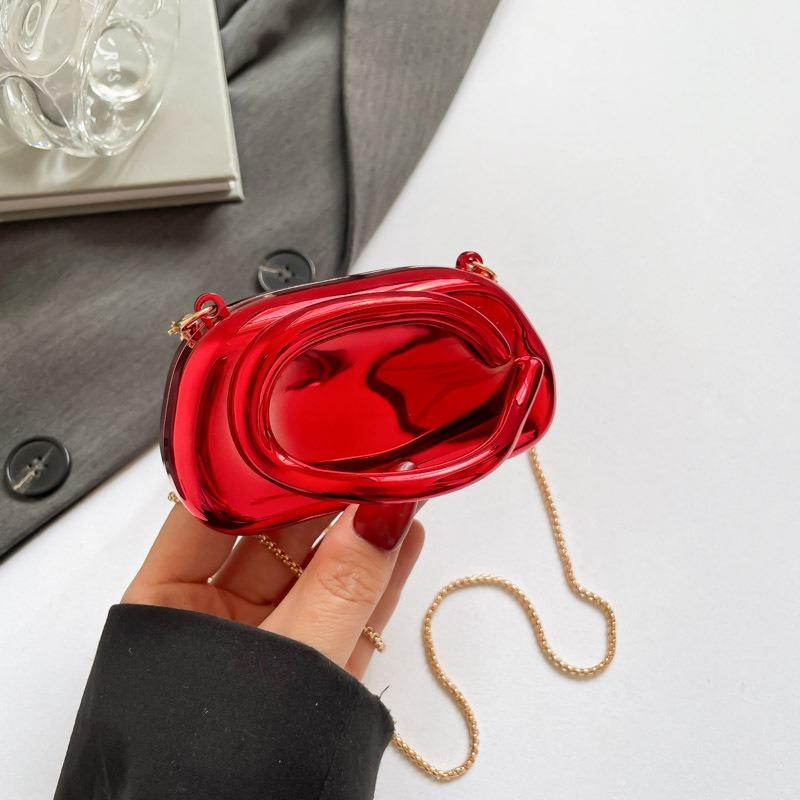 Women's Bag New Fashion Metal Wrist Bag Personalized Glossy Chain Messenger Dinner Bag