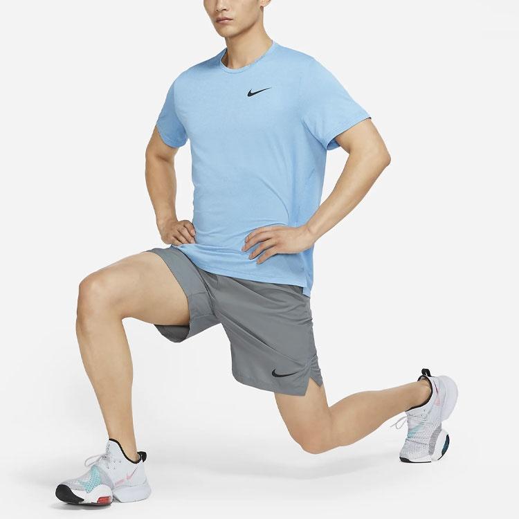 Nike T Shirts Men's Sky Blue Crew Neck Moderate Straight Fit CZ1182-435