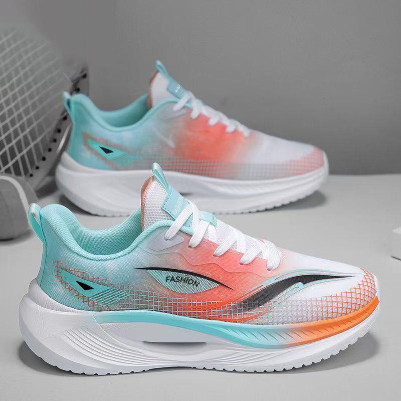 Autumn new casual shoes sports running shoes dad shoes mesh surface breathable and light to learn