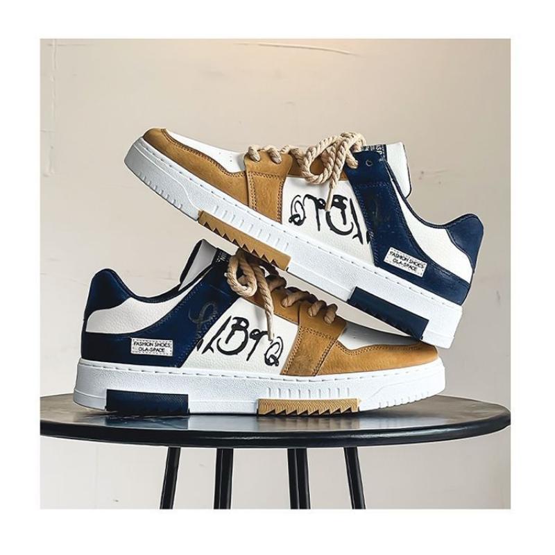 Fashion 2025 New Men's Hand-Painted Skate Sneakers Thick Lace Casual Shoes Trendy Versatile Athletic Footwear for Students Streetwear