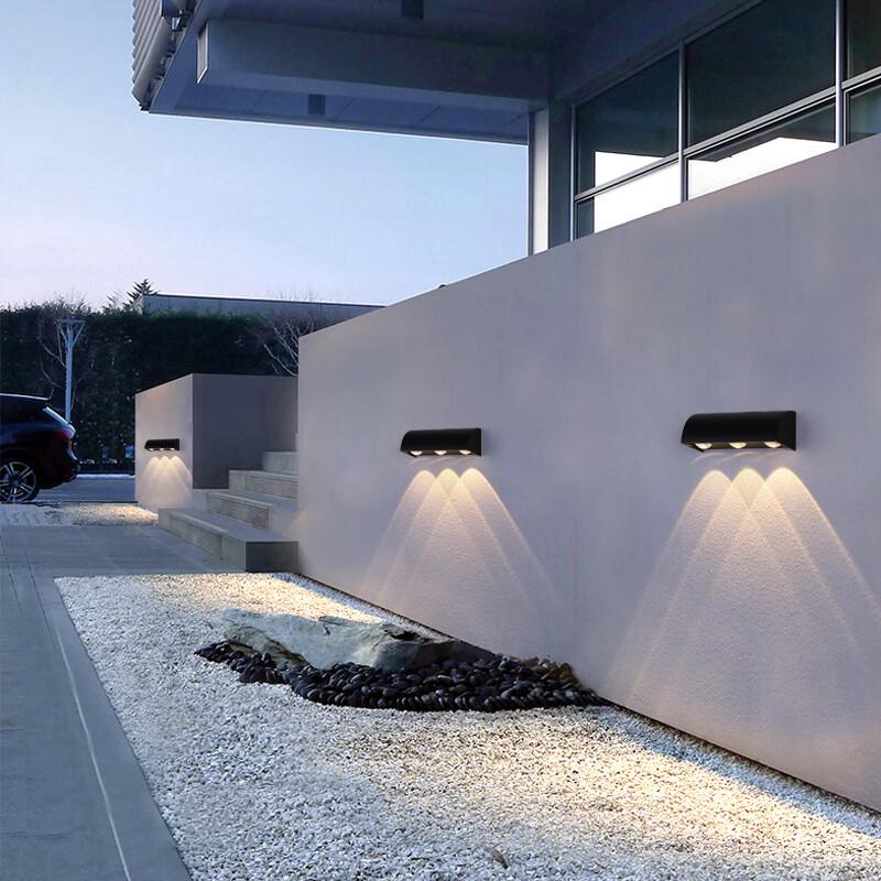 oeny Black LED Wall Sconce