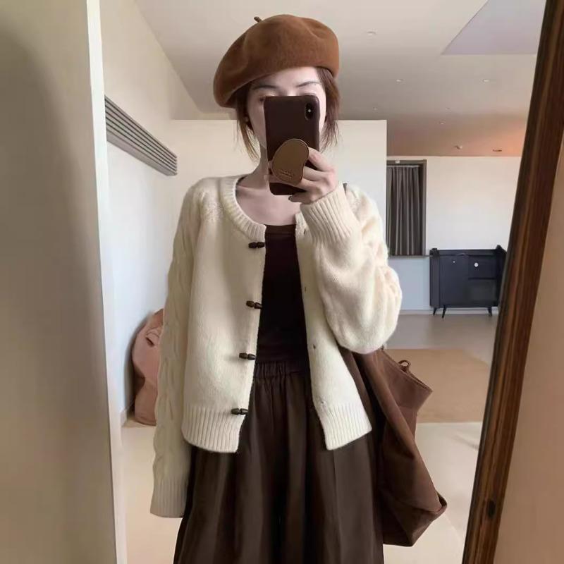 New retro horn button sweater jacket for women's casual simple crew neck cardigan jacket for women