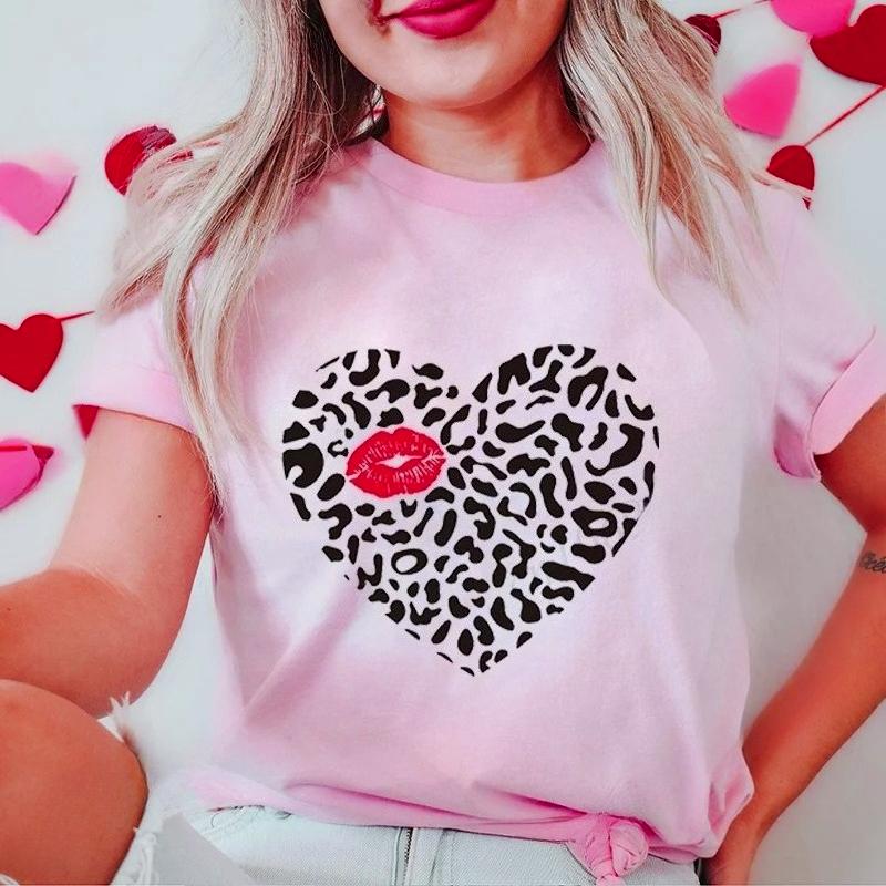 New Women's T-Shirts Clothing Valentine Leopard Love Heart Print Tees Breathable Tshirt Loose Top Harajuku Casual Short Sleeve