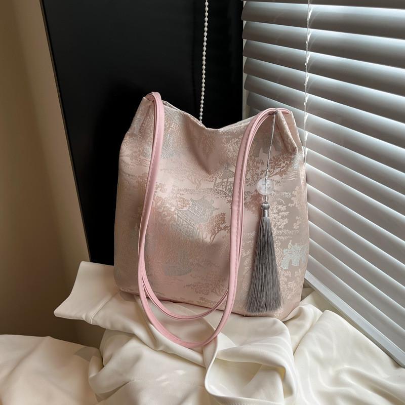 Traditional Pattern Embroidered Crossbody Bag With Internal Phone Pocket For Casual Outings