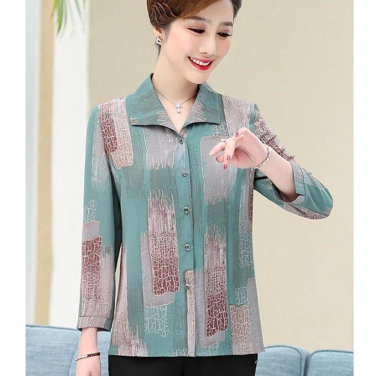 Fashionable Loose Fit Shirt for Middle Aged Women Elegant Plus Size Blouse Long Sleeve Summer Casual Tops for Moms