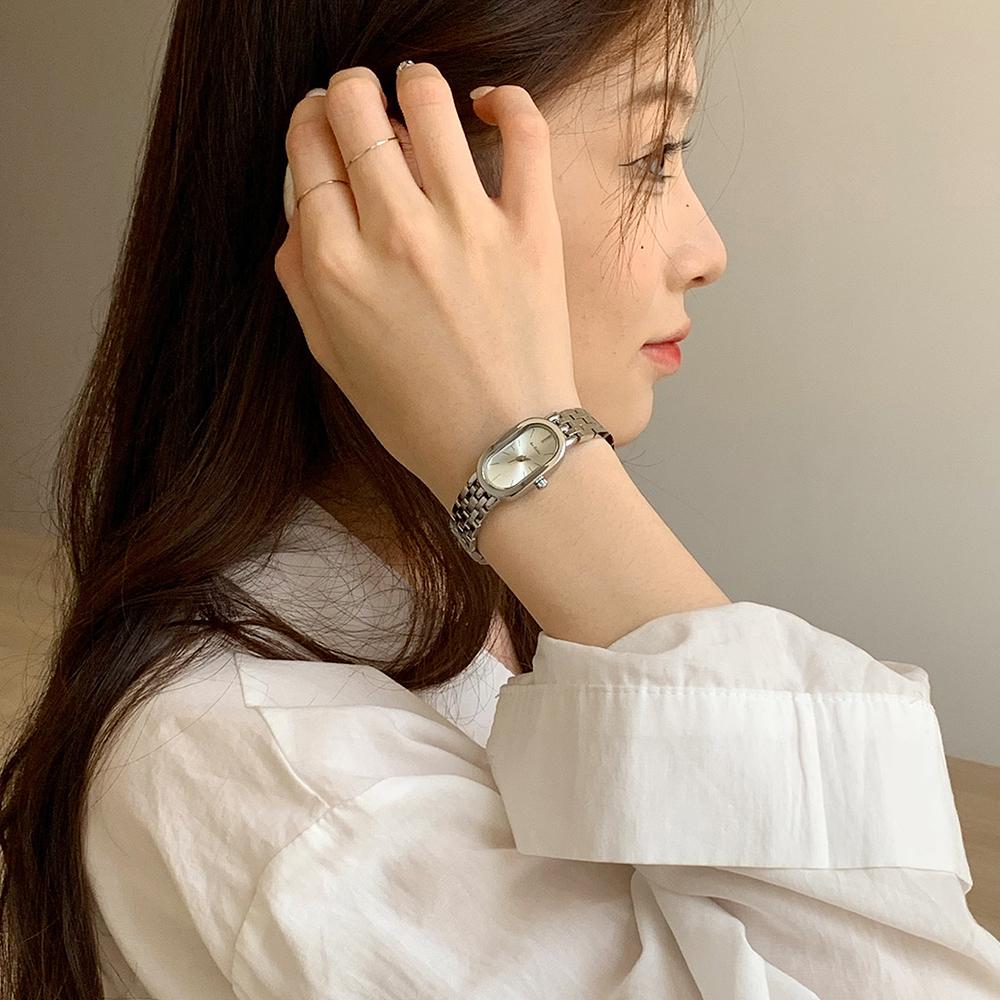 New Women Watch Elegant Gold Oval Quartz Women's Wristwatch Stainless Steel Bracelet Retro Dress Ladies Watches Accessory