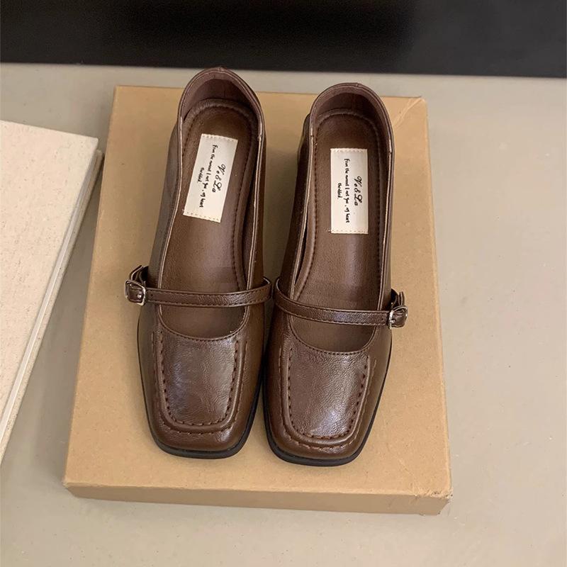 French retro square head light mouth small leather shoes women's spring and autumn new temperament late evening wind thick heel Mary Jane single shoes