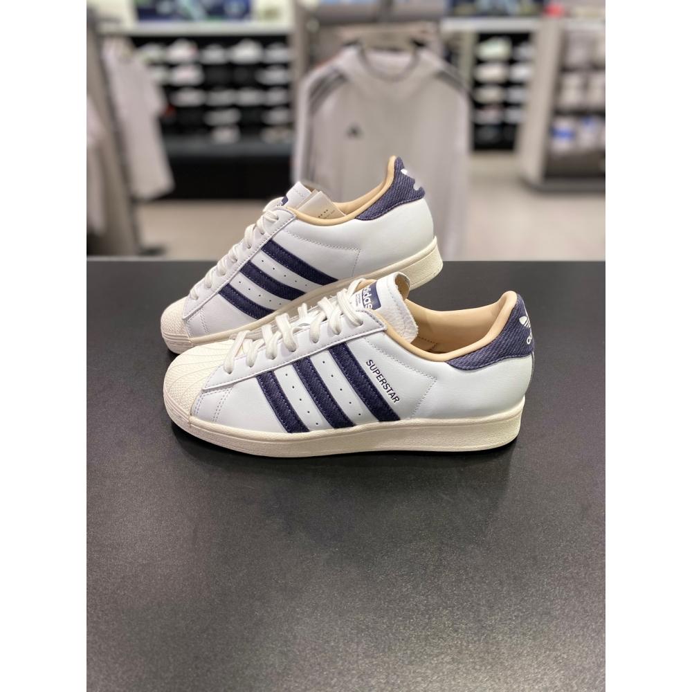 

Кроссовки Adidas Superstar унисекс ID4685