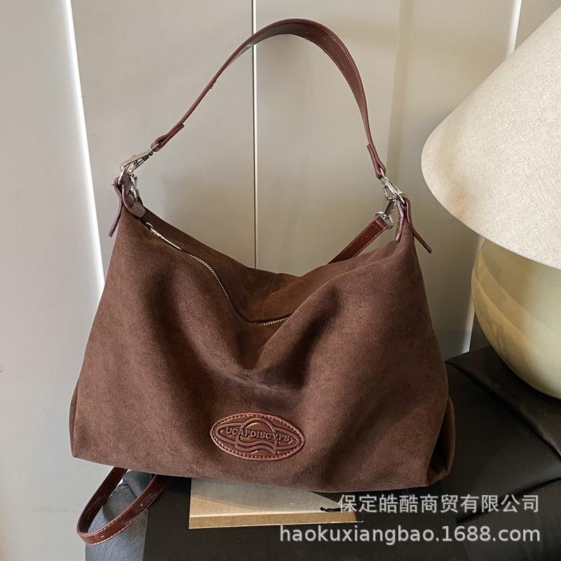 Daily commuting versatile bag women's 2025 new autumn and winter high-end messenger bag women's bag large-capacity shoulder bag