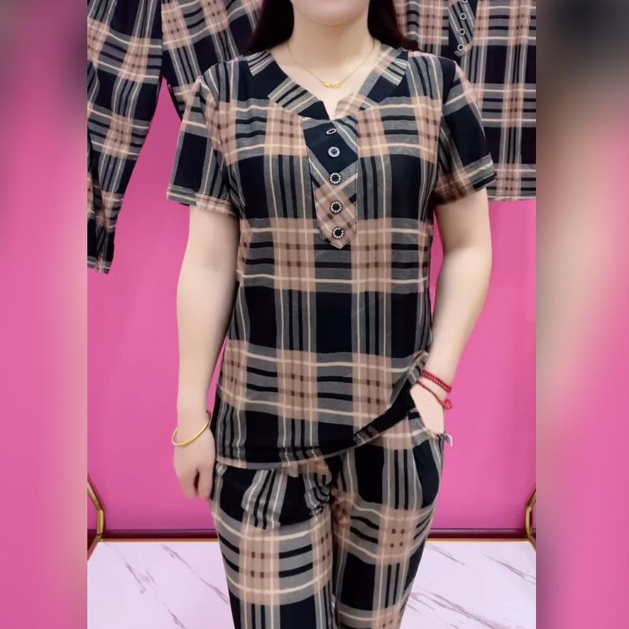 

Summer Plaid Short-Sleeved Women s Fashion Set - Stylish & Slimming 4XL (135-150 cm) чорний