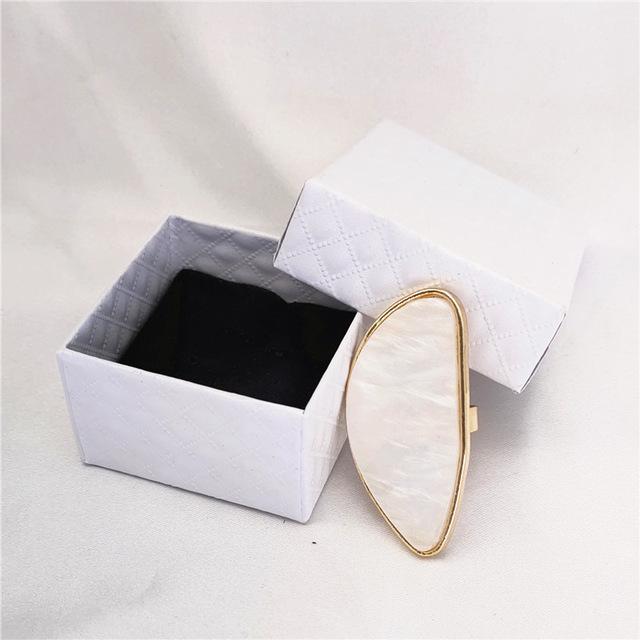 Modish Fashionable Woman Rings Acetate Plate Adjustable Finger Ring Oval Acrylic Resin Material Geometry Rings Stylish Trendy Geometric Nuptial