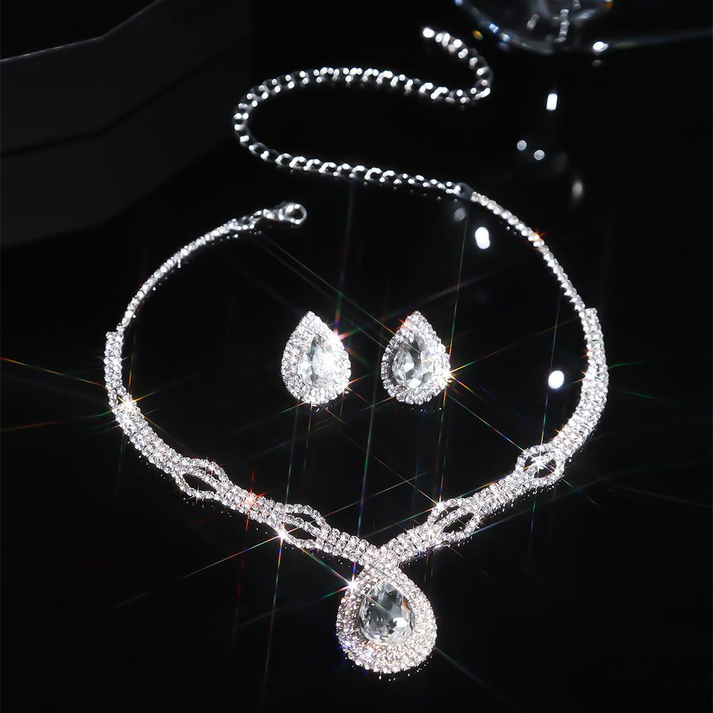 Stylish sparkling rhinestone necklace earrings set of two with a premium zircon drop pendant