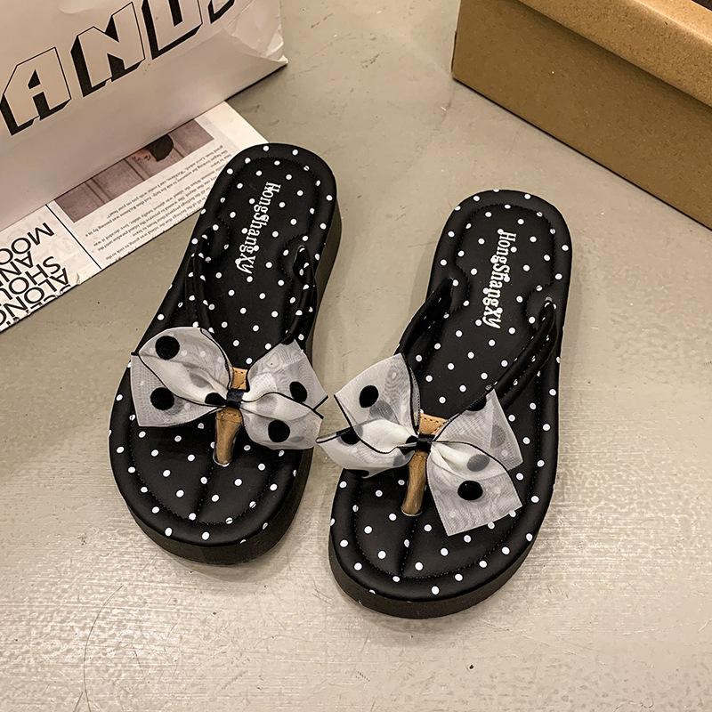 

2025 summer new bow polka dot slippers women s summer home non-slip daily breathable indoor thick bottom sandals 35