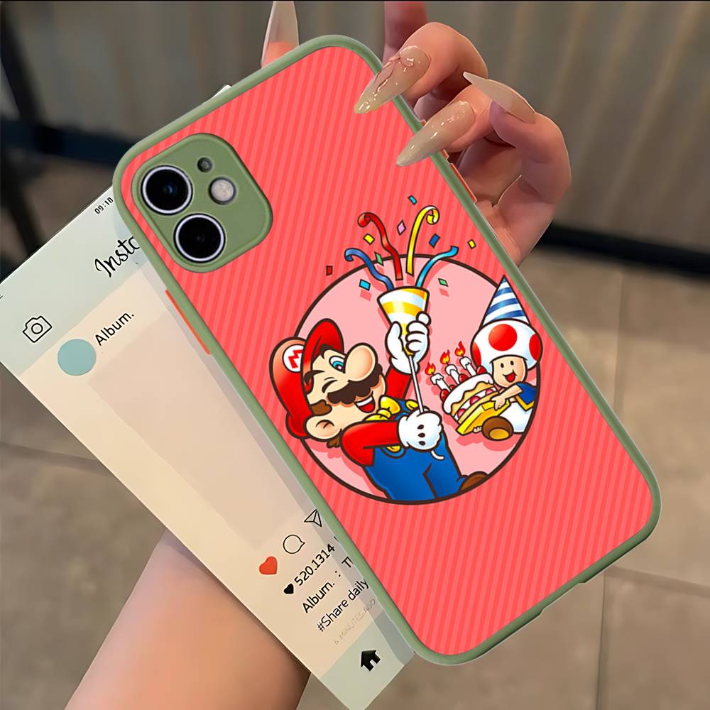 Super Game M-Mario Phone Case For IPhone 13 12 X XS MAX Pro Max 16 15 11 14 Pro Max Shockproof Matte Cover