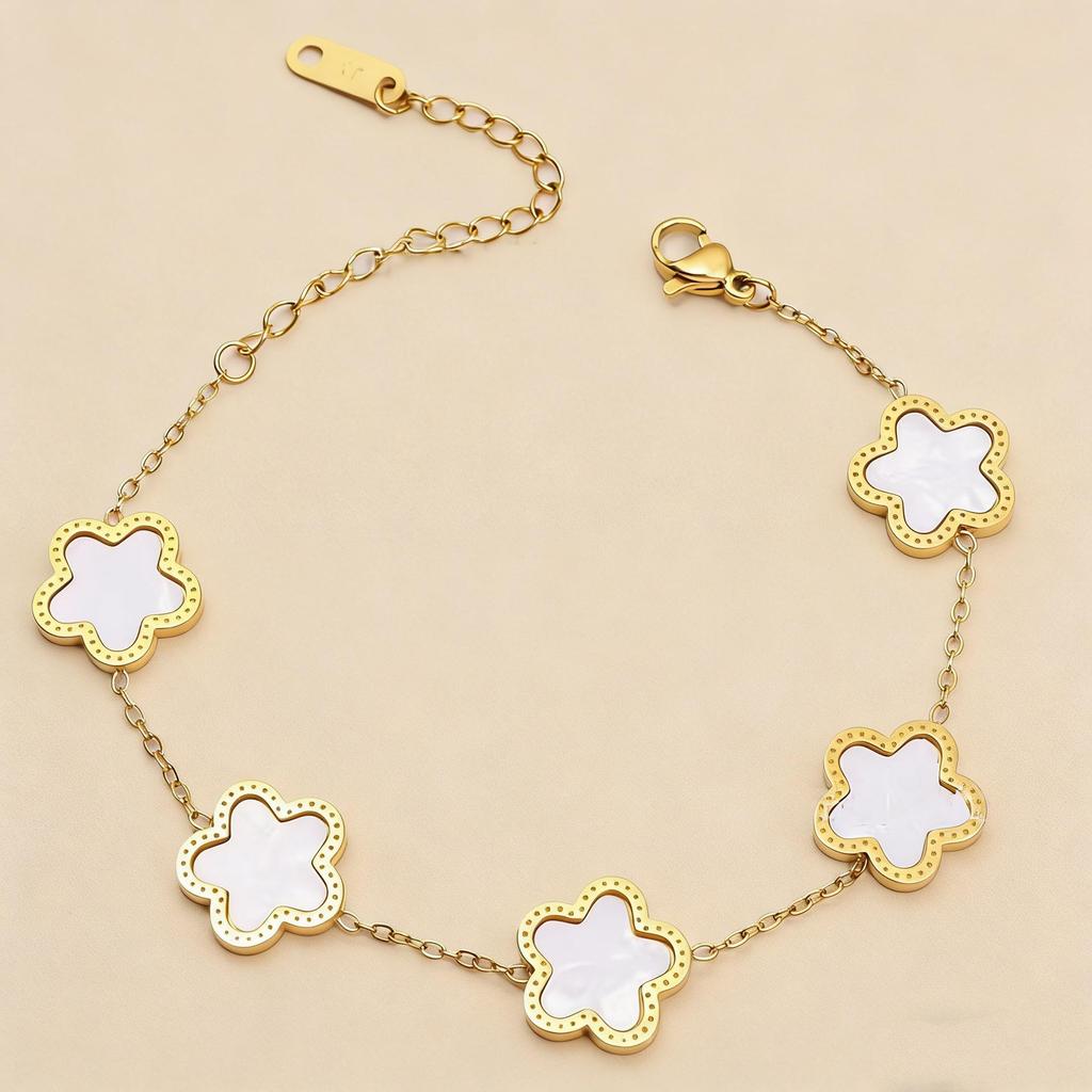 18K Titanium Steel Four-Leaf Clover Bracelet for Women - Waterproof, Luxury Feel