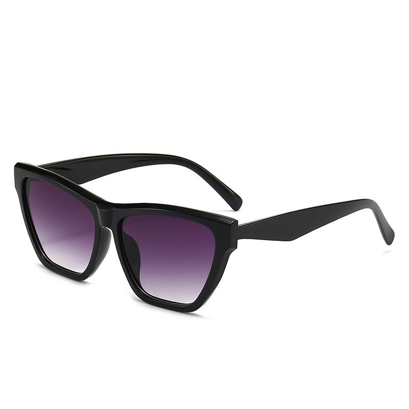 Vintage Cat Eye Square Sunglasses Y2K Girl Style Streetwear Essential Uv400 Protection Sunglasses 5604