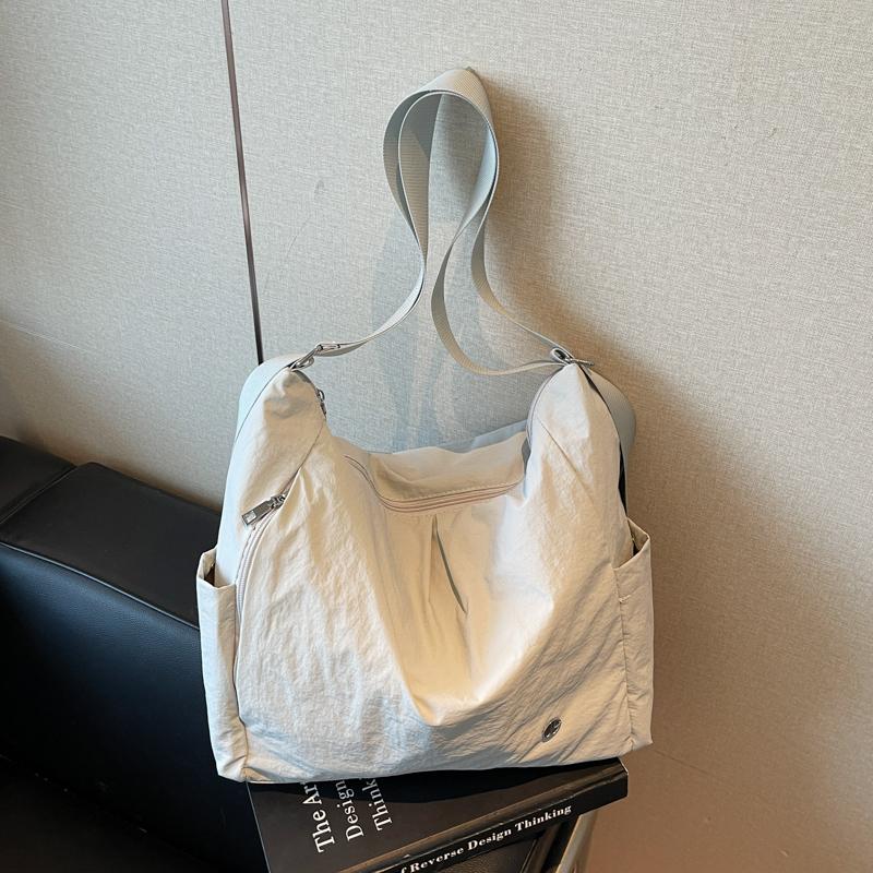 Minimalist and simple large capacity crossbody bag for women, 2026 new model, pure color, small crossbody bag, single shoulder s