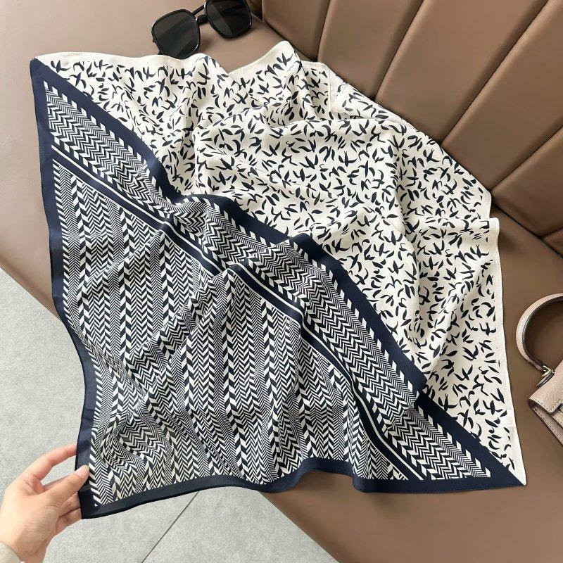 Retro mocha coffee silk scarf double crepe square scarf 111 mulberry silk high-end neck summer new silk scarf