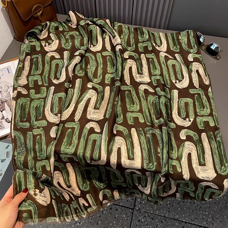 Herbst und Winter Baumwolle und Leinen Hand Schal Geometrisch Buchstaben Bedruckt Seidenschal Männer und Frauen Schal Trendig