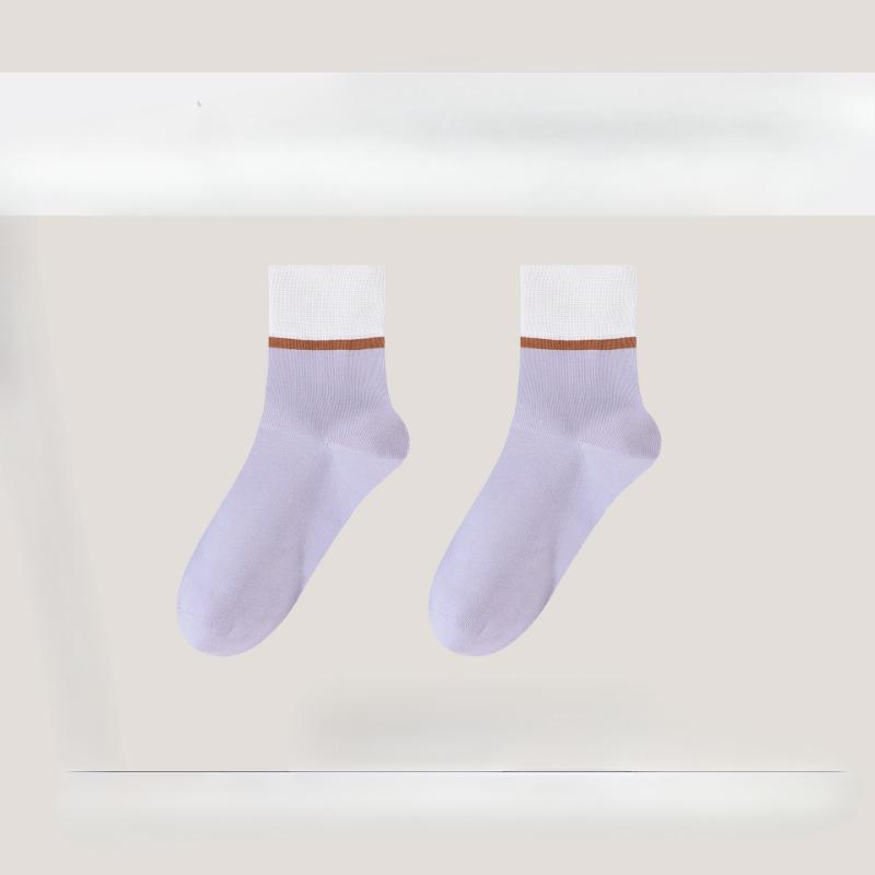 Female Spring and Summer New Simple Leisure Cotton Anti Bacterial Anti Odor Sweat Breathable Tube Socks