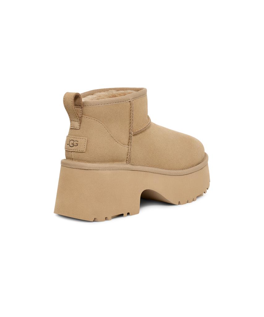Ugg [Women] Chunky Heel Boots (Classic Ultra Mini New Heights) - Mustardseed / 1158311Mdsd