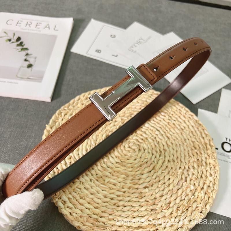 Cinturón Fino de Mujer de 2.5cm con Hebilla en H - Sencillo, Moderno, Versátil, Opciones Multicolor