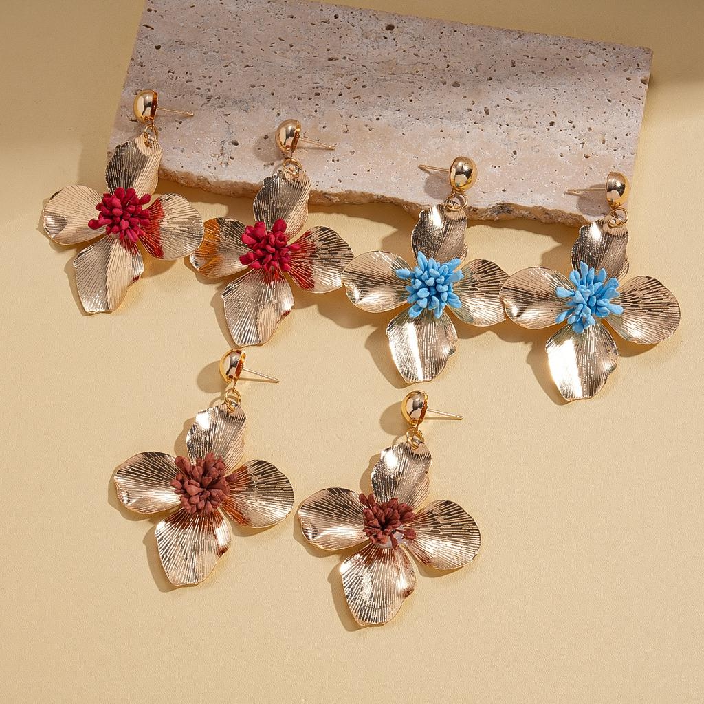 Metallic flower pattern silver needle earrings fashionable personality versatile earrings