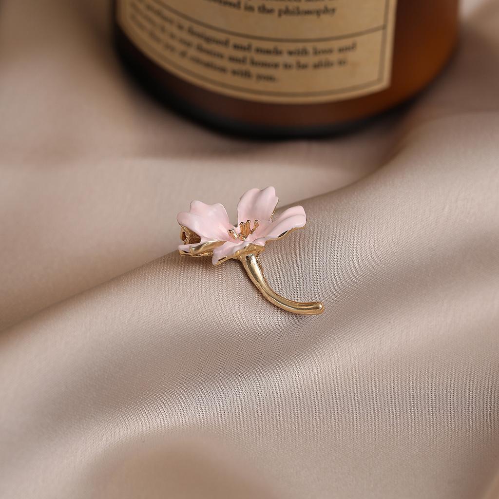 Cherry Blossom Anti-glare Brooch High-end and Elegant Anti-glare Clasp Brooch Versatile and Personalized Pin