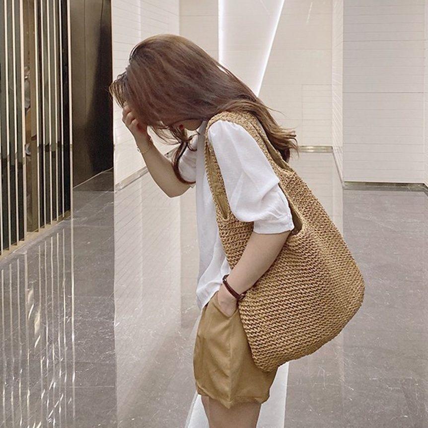 

Соломенная сумка для женщин Новая летняя универсальная повседневная наплечная сумка Лесной стиль Ручная работа Плетеная сумка Большая вместимость Пляжная сумка светло-коричневого