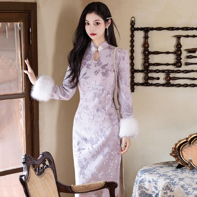 Fialový samet zimní oblečení národní styl nový čínský dlouhý rukáv cheongsam zima silný vylepšený pro mladé ženy vysoký pocit