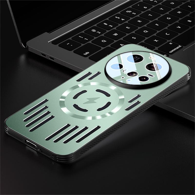 

Металлический теплоотводящий магнитный ударопрочный чехол для Xiaomi 15 Ultra 15Pro Mi 14 Pro 13 Pro Magsafe алюминиевый сплав бампер жесткий чехол for Xiaomi 14 зелёный