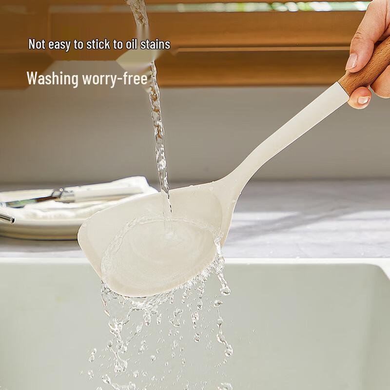 Heat-Resistant Silicone Non-stick Spatula